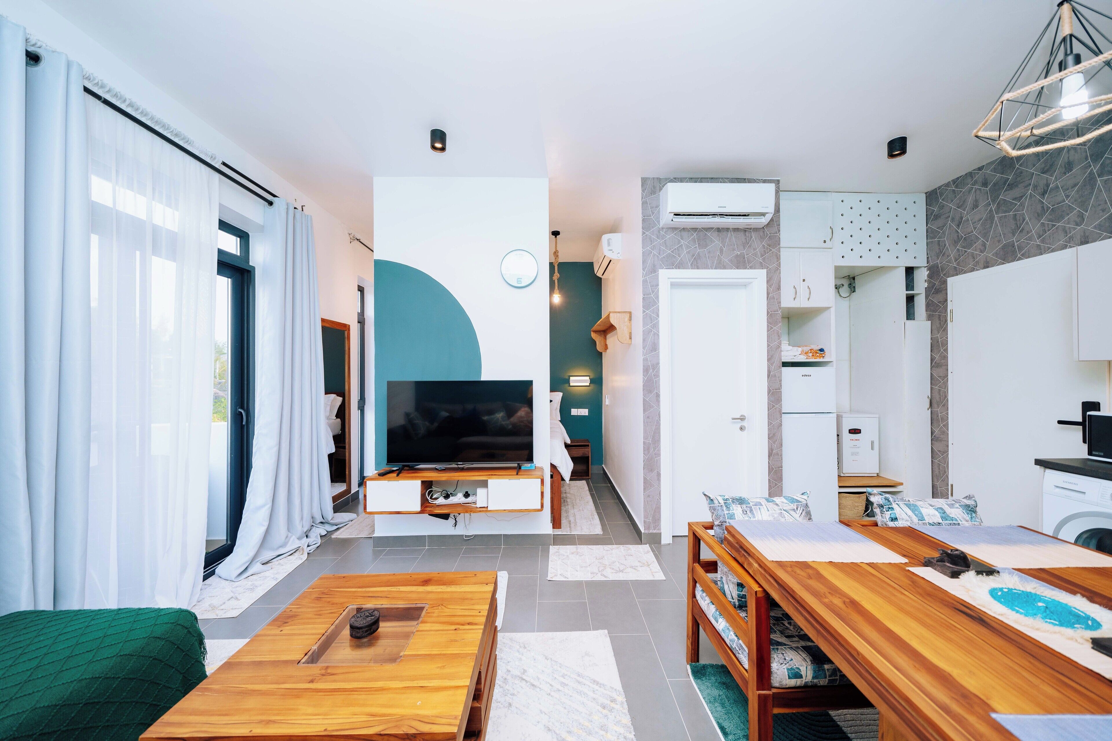 1 chambre, fer et planche à repasser, Wi-Fi, draps fournis