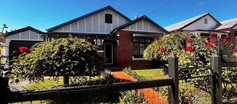River + Rose | Boutique 1930s Bungalow in Tumut