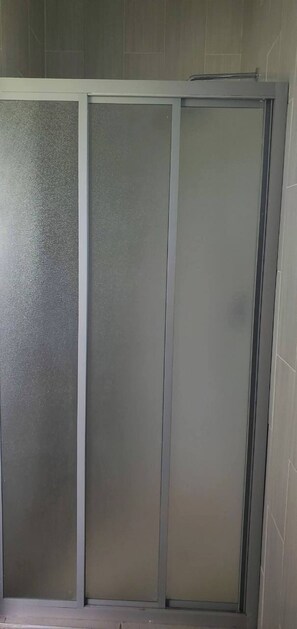 Shower - Familyfriendlyhome4u (Bulawayo)