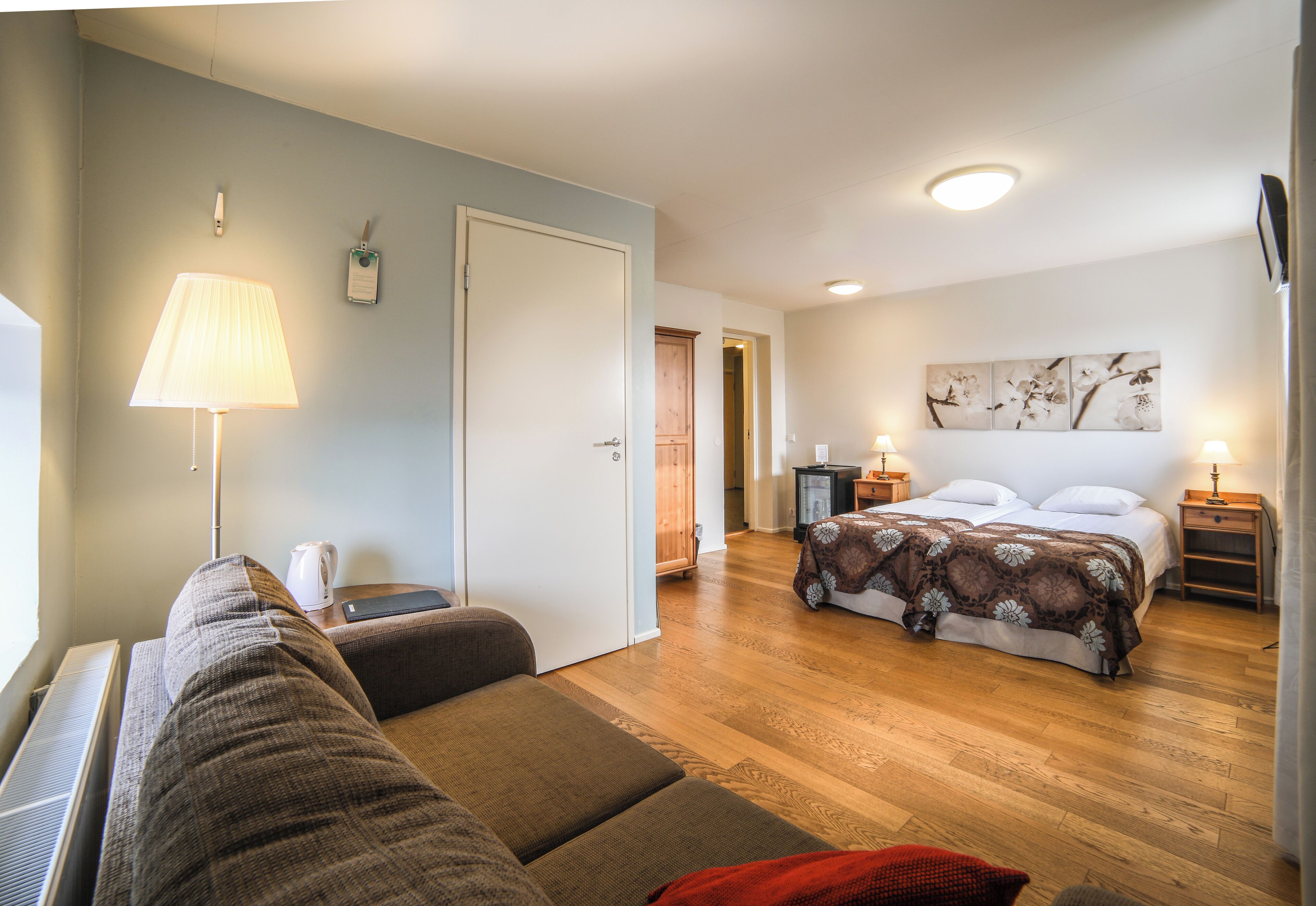 Double or Twin Room | Desk, free WiFi