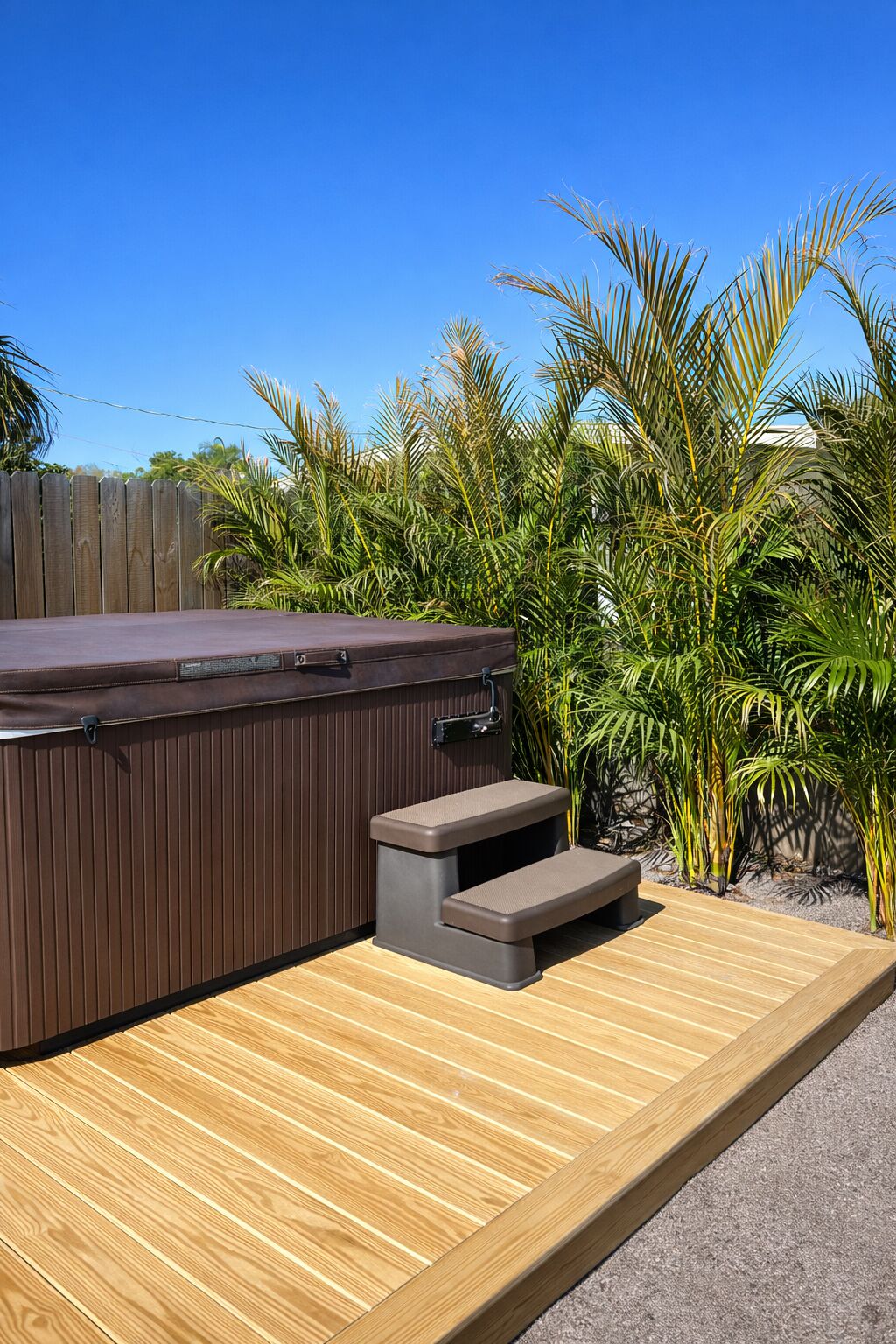 Outdoor spa tub