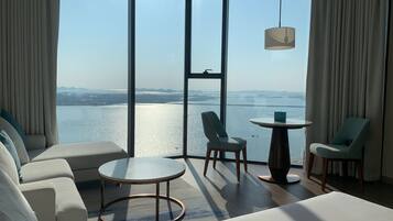 Comfort Apartment | Desk, laptop workspace, soundproofing, free WiFi
