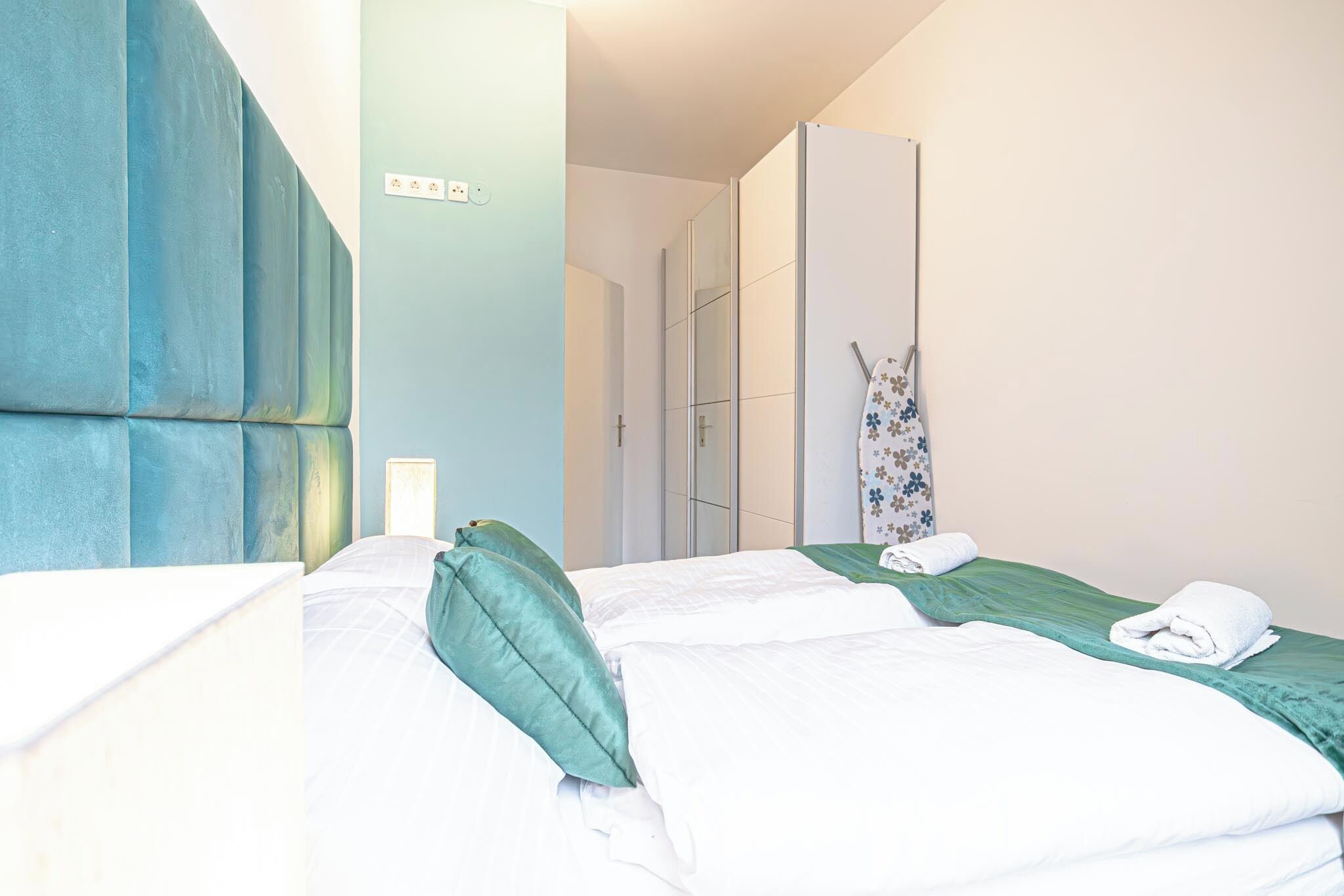 베이직 아파트 | 노트북 작업 공간, 다리미/다리미판, 무료 WiFi