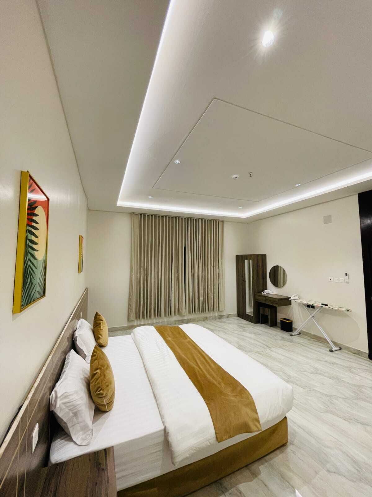 Apartment | Egyptian cotton sheets, premium bedding, soundproofing, free WiFi