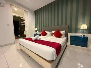 Iron/ironing board, WiFi, bed sheets - Platinum Kula Lumpur BY FAMA (Kuala Lumpur)