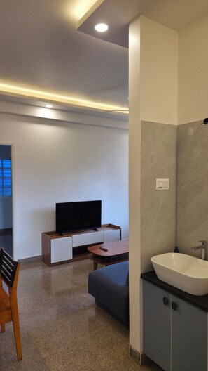 Interior - Cozy 2-bedroom apartment in amazing Bengaluru neighborhood (Bengaluru)