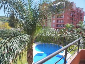Pool - Bright apartment with terrace, swimming pool and parking | Up to 6 guests (Fuengirola)
