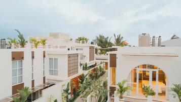 Villa Design, 2 chambres, piscine privée | Bureau, espace de travail pour ordinateur portable, rideaux occultants