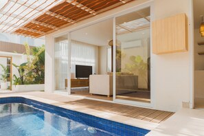 Design Villa, 2 Bedrooms, Private Pool | Living area - Uma Avaya Villas Canggu (Canggu)