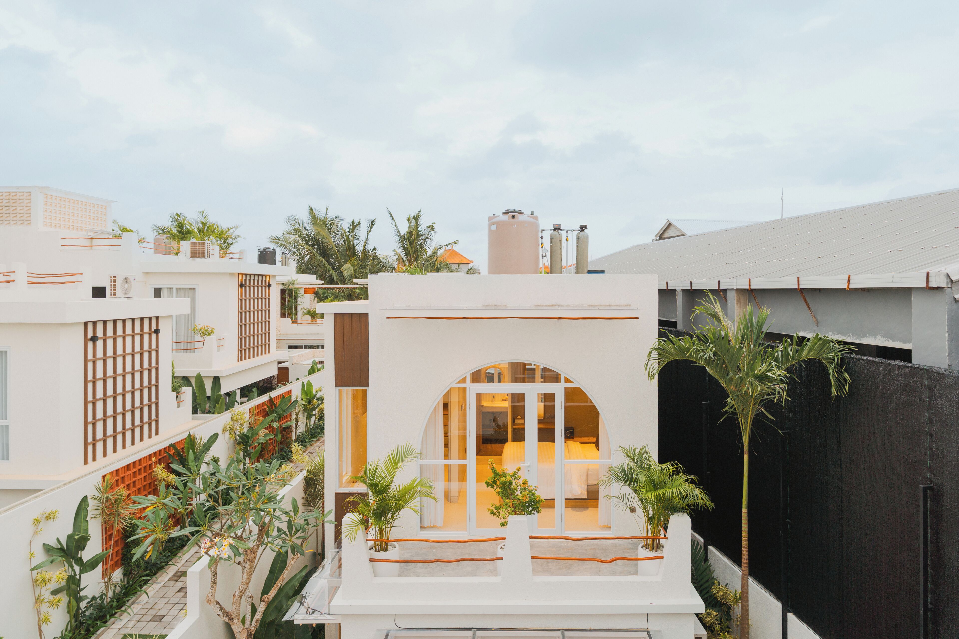 Villa Design, 2 chambres, piscine privée | Bureau, espace de travail pour ordinateur portable, rideaux occultants