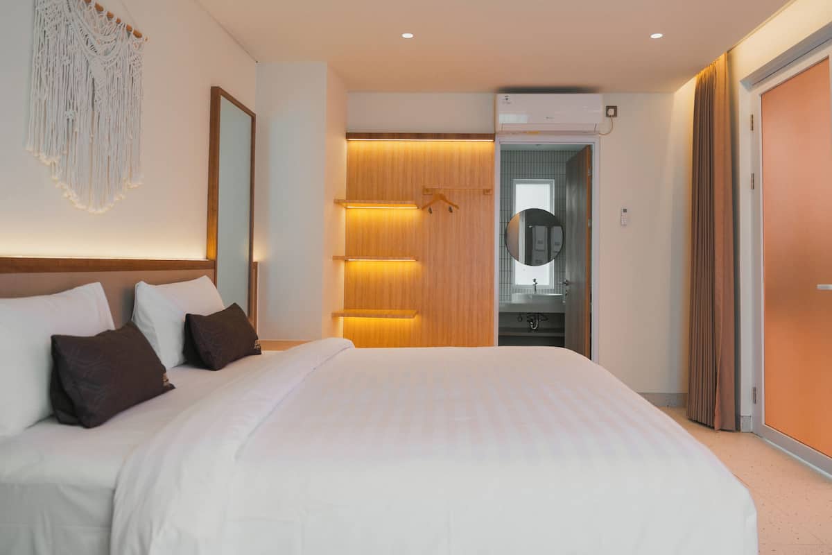 Villa Design, 3 chambres, piscine privée | Bureau, espace de travail pour ordinateur portable, rideaux occultants