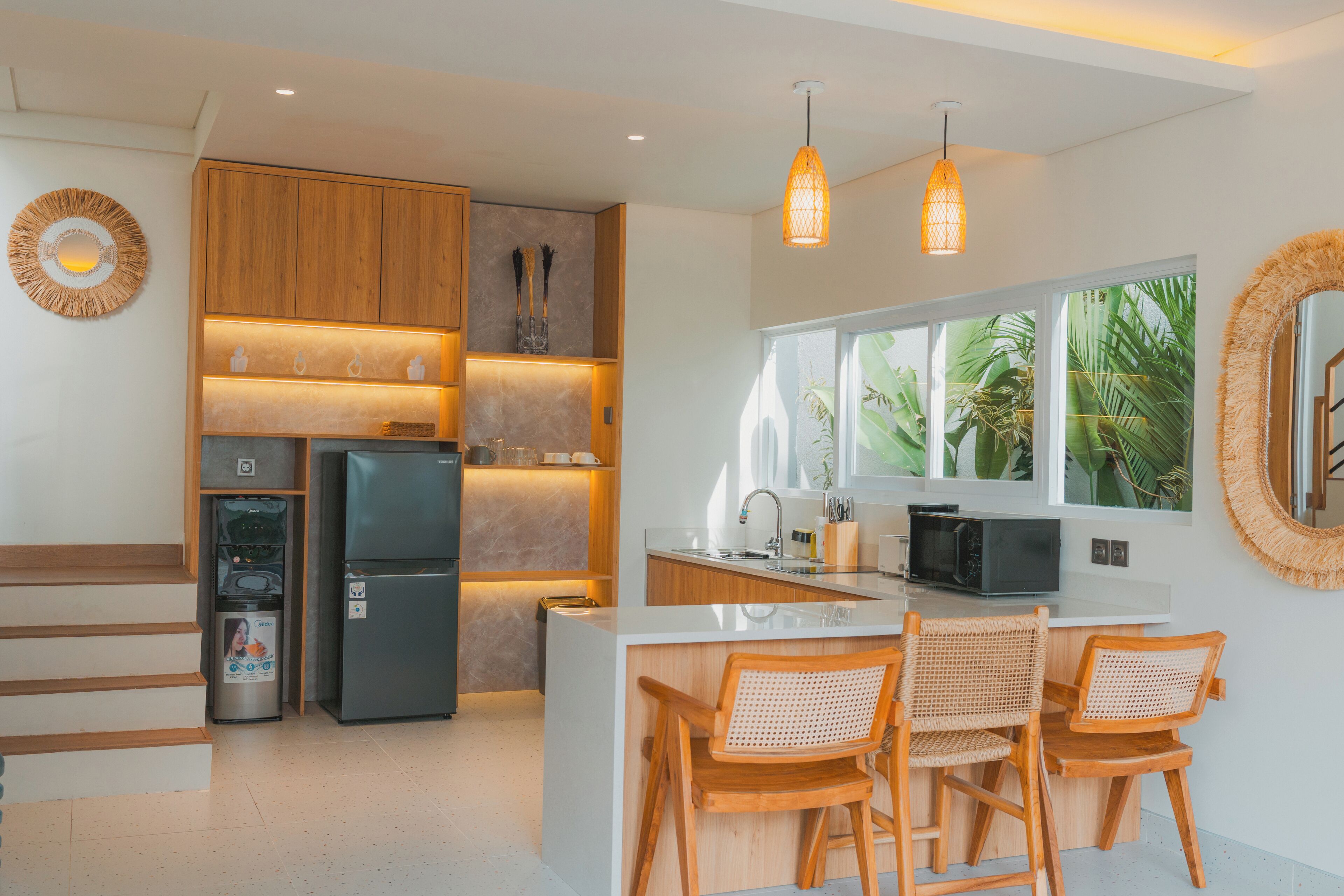 Villa Design, 2 chambres, piscine privée | Cuisine privée | Réfrigérateur, micro-ondes, plaque de cuisson