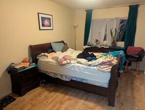 WiFi、ベッドシーツ