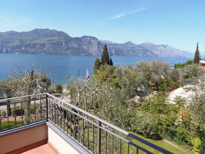 Condo, 2 habitaciones, balcón, vista al lago | Áreas de la propiedad