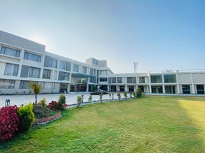 Exterior - The Manak Bagh (Sehore)