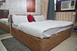 Comfort Double or Twin Room, Hill View | Free WiFi - Rajawat Stay Dehradun (Dehradun)