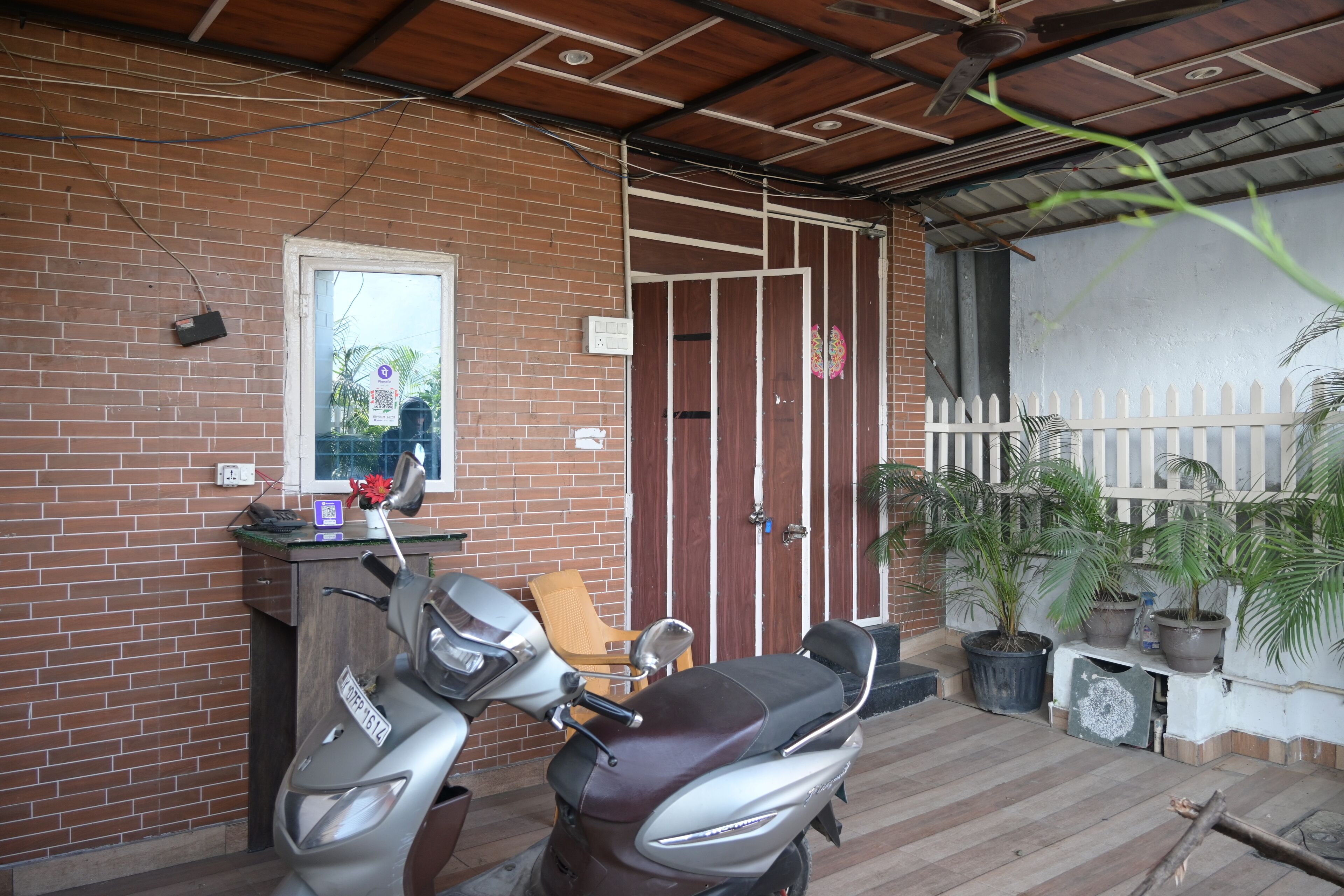 Habitación Confort con 1 cama matrimonial o 2 individuales, vista a la colina | Áreas de la propiedad