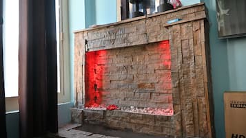 Comfort Double or Twin Room, Hill View | Interior