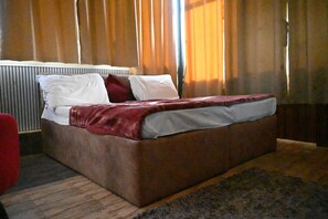 Comfort Double or Twin Room, Hill View | Free WiFi - Rajawat Stay Dehradun (Dehradun)