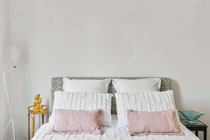 Iron/ironing board, Internet, bed sheets - Prime Apartment in Darlinghurst (Darlinghurst)