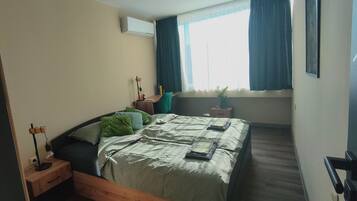 2 dormitorios, escritorio, tabla de planchar con plancha y wifi gratis