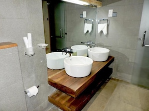 Bathroom - Ballena-Mirissa (Mirissa)