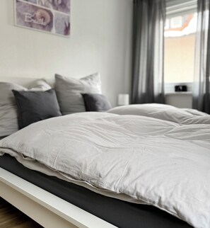 Acceso a internet y ropa de cama 