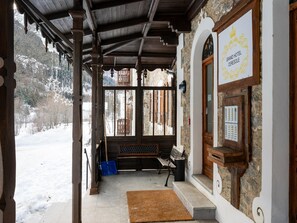 Balcony - Attic Historic Building With air Conditioning (Ceresole Reale)