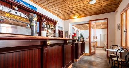 Air-conditioned Penthouse Apartment