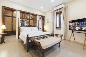 Iron/ironing board, free WiFi - Lily Hidden Homestay (Hanoi)