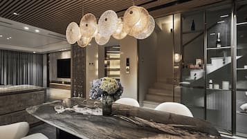 Gratis minibar, pengeskab på værelset, individuelt design