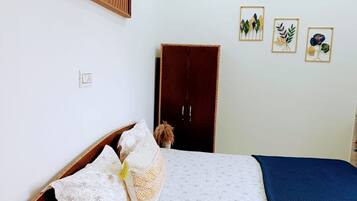 Dobbelt- eller tomannsrom – familie | Strykejern/-brett, wi-fi (inkludert) og sengetøy