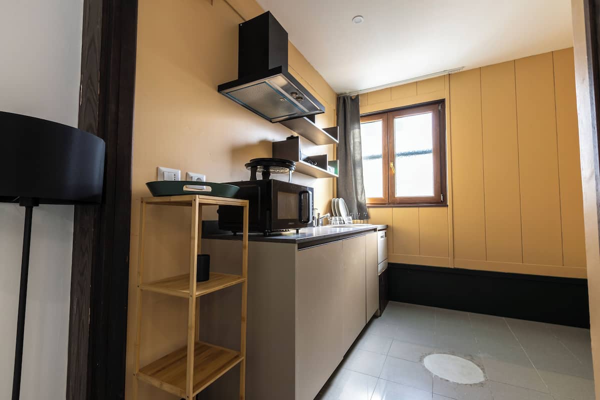 Kamar Superior, Hewan Peliharaan Diizinkan | Dapur pribadi | Oven dan kursi makan untuk bayi