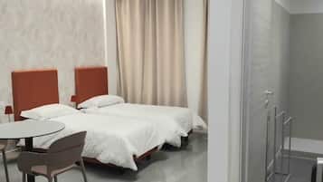 Double or Twin Room, Kitchenette | In-room safe, blackout curtains, free WiFi