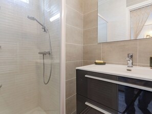 Towels - La maison du cavalier bleu by Interhome (Deauville-Trouville)