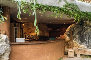 Bar (on property) - Omaya eco village (Hadjidimovo)