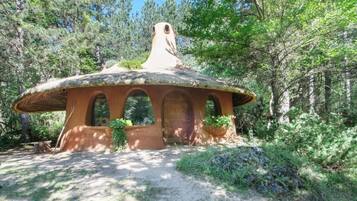 Villa, Courtyard View | Exterior
