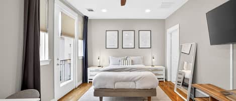 3 bedrooms, desk, iron/ironing board, free WiFi