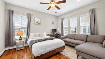 3 habitaciones, escritorio, tabla de planchar con plancha y wifi gratis