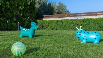 Deluxe-huvila, merinäköala | Lasten alue