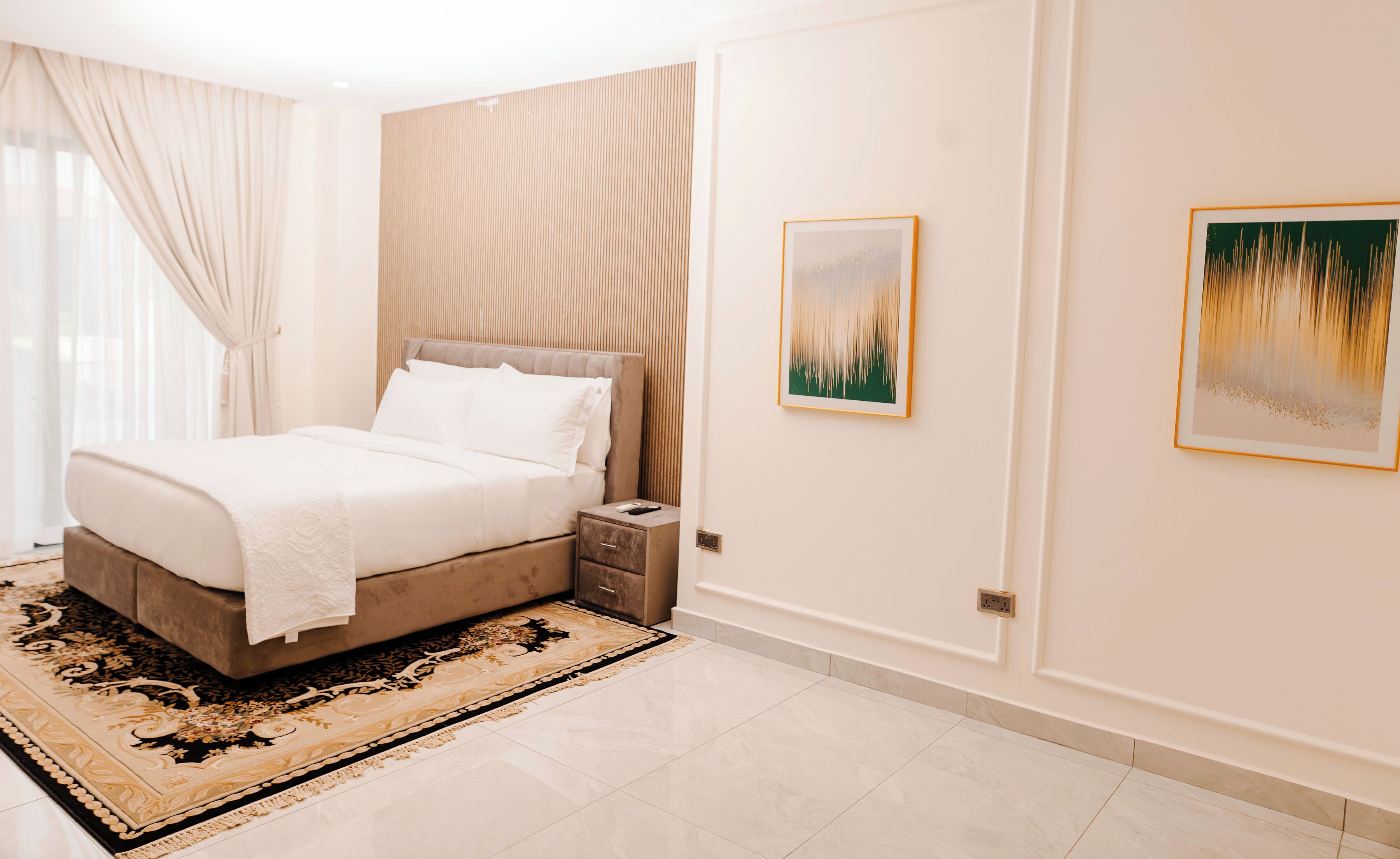 Basic Apartment, City View | Laptop workspace, iron/ironing board, free WiFi