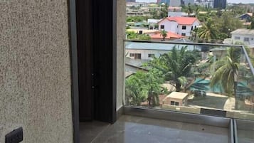 经典公寓, 阳台, 城市景观 | 阳台