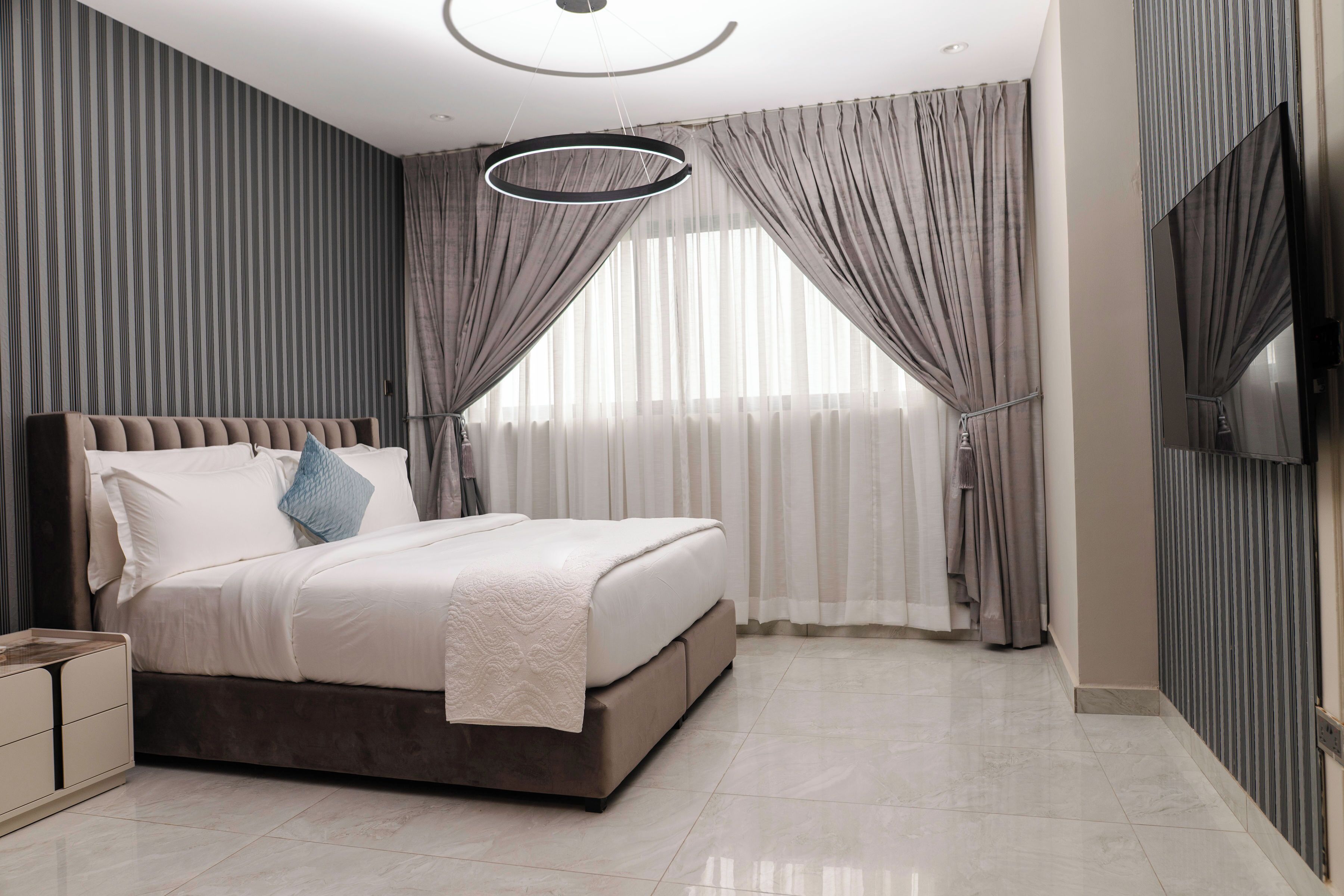 Comfort Apartment, Balcony, City View | Laptop workspace, iron/ironing board, free WiFi