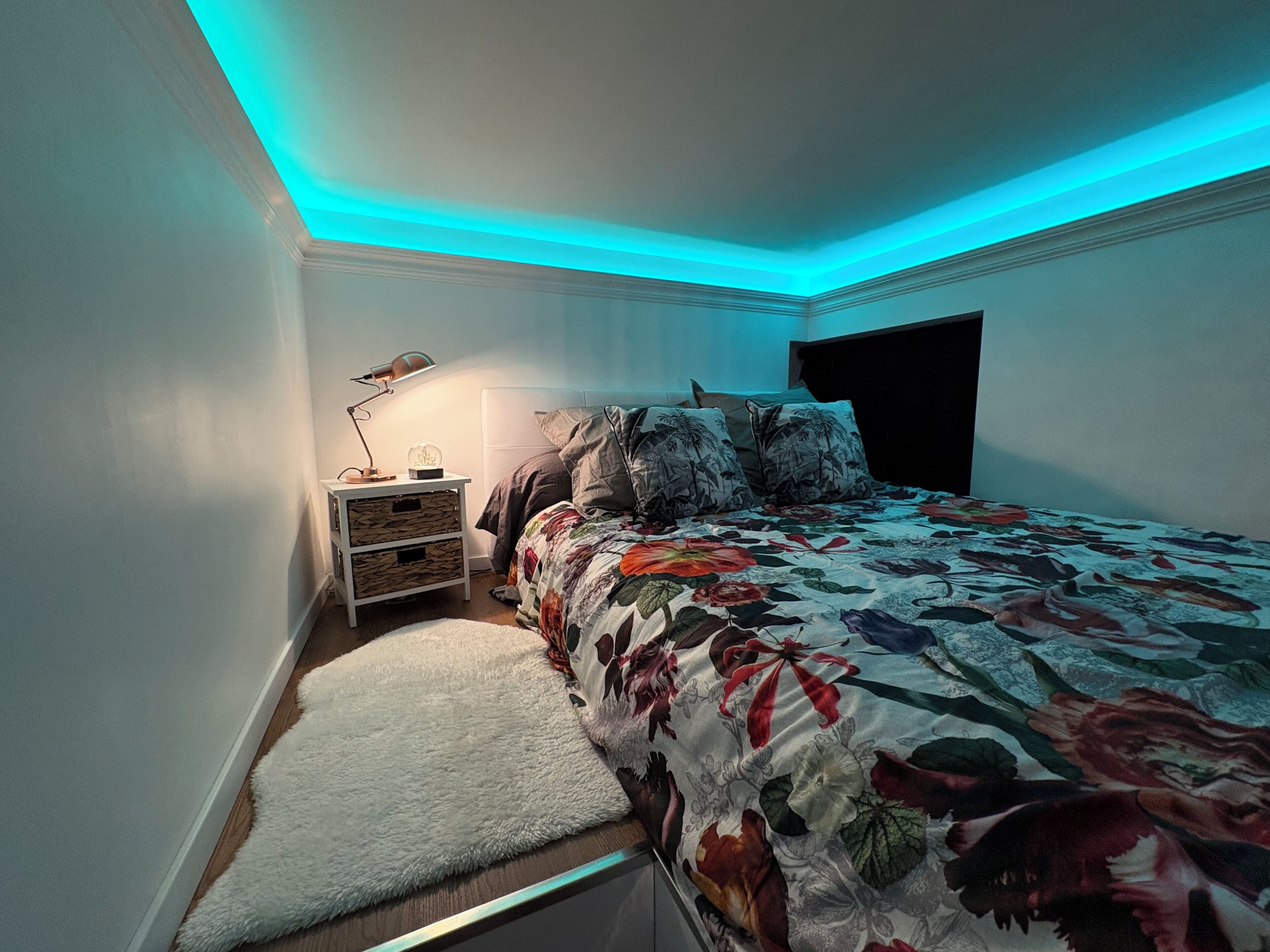 1 chambre, bureau, fer et planche à repasser, Wi-Fi gratuit