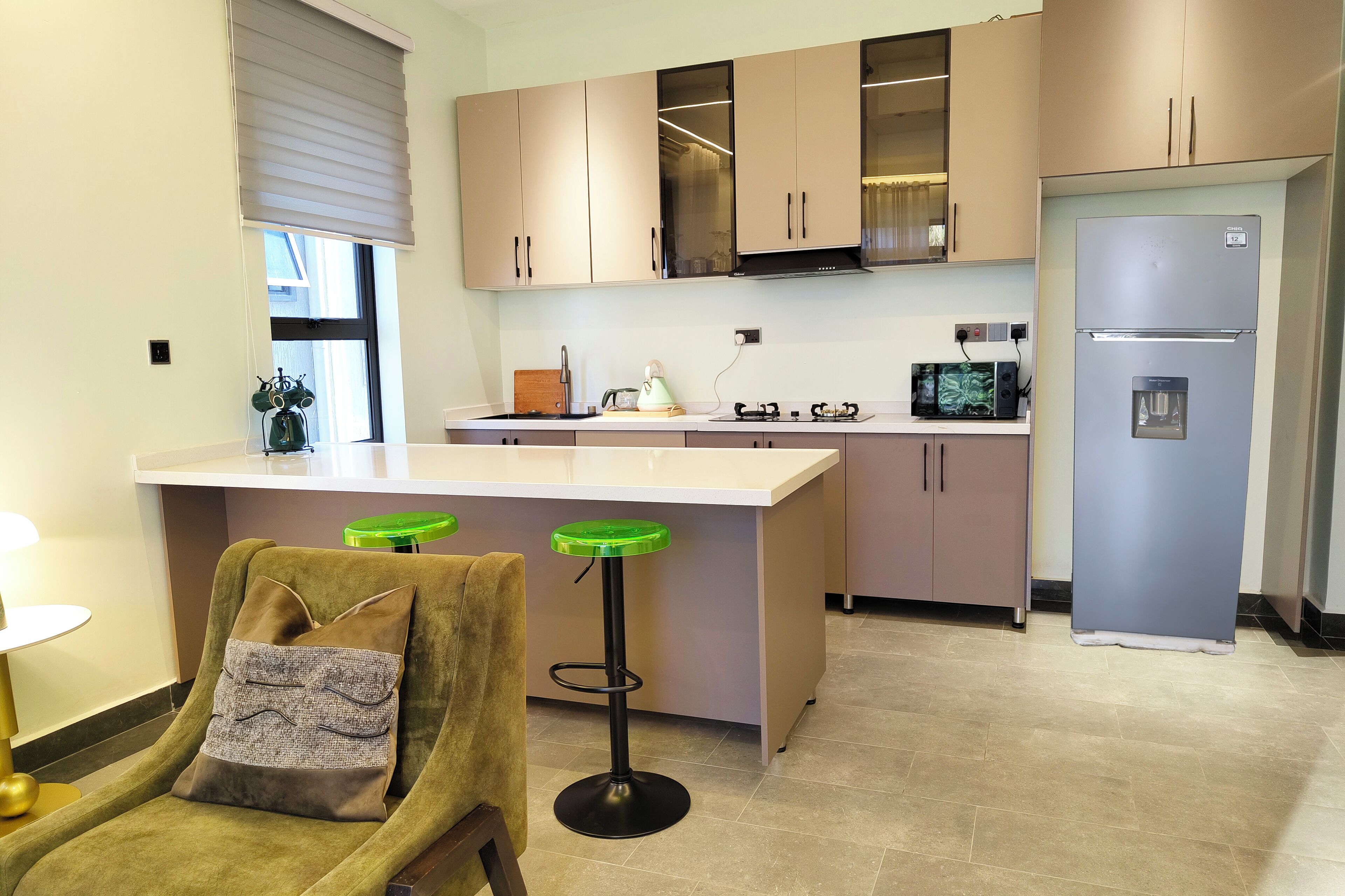 Panoramic Apartment, 1 Bedroom, Balcony, Hill View | Private kitchen | Full-size fridge, microwave, oven, stovetop