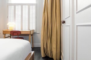 2 chambres, fer et planche à repasser, accès Internet, draps fournis
