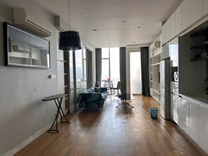 Living area - Platinum kuala lumpur by Flixhome (Kuala Lumpur)