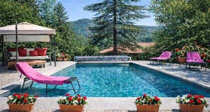 Casa LILU- Charming Italian casa with private pool, peace & nature