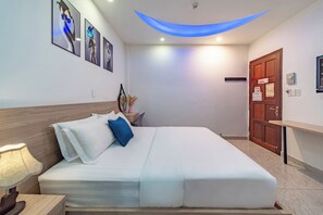 Free WiFi - Eros Hotel - Go Vap (quan go vap phuong an hoi tay)