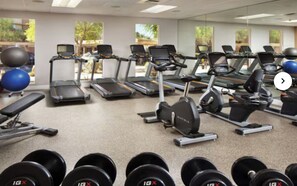Fitness facility - MARRIOTT SHADOW RIDGE
2-bedroom resort in charming Palm Desert with AC and gym (Palm Desert)